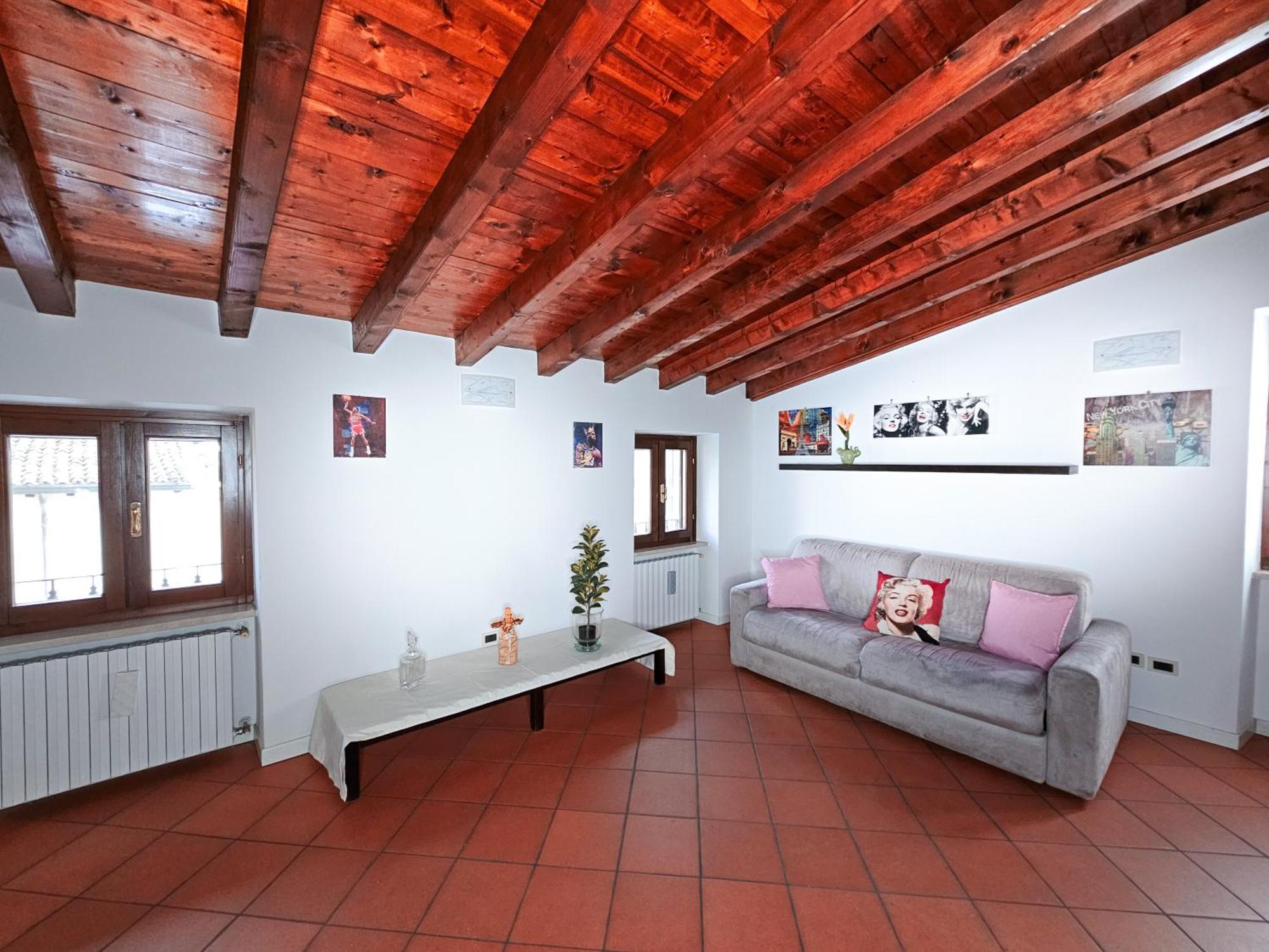 Апартаменты Casa Marilyn Дезенцано-дель-Гарда Экстерьер фото